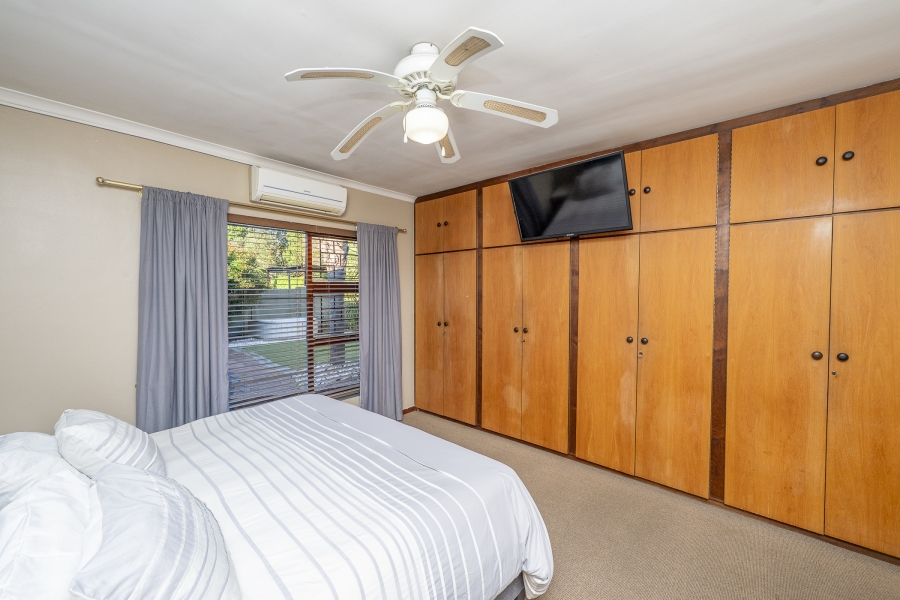 5 Bedroom Property for Sale in Protea Heights Western Cape